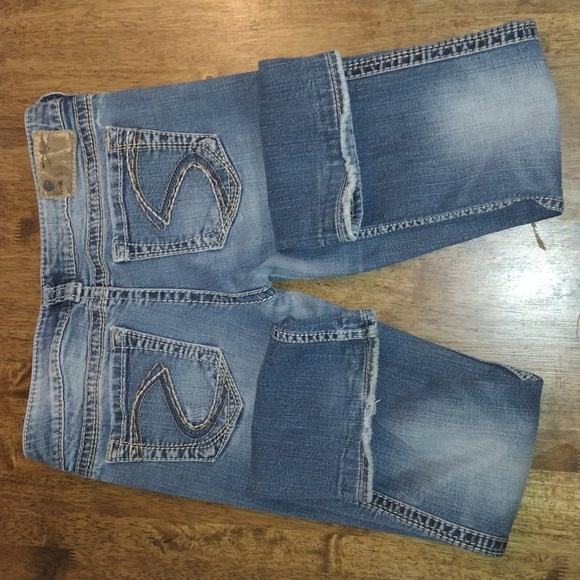 Medium Wash Silver Frances 18" Jeans 28/33 - Picture 7 of 7